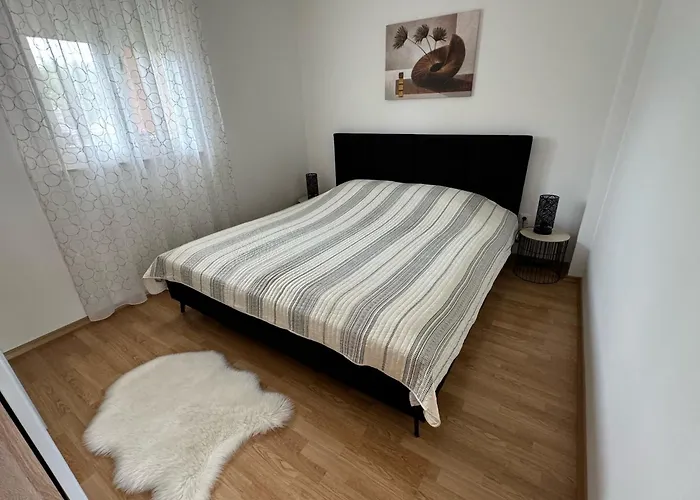 Apartments Elvira