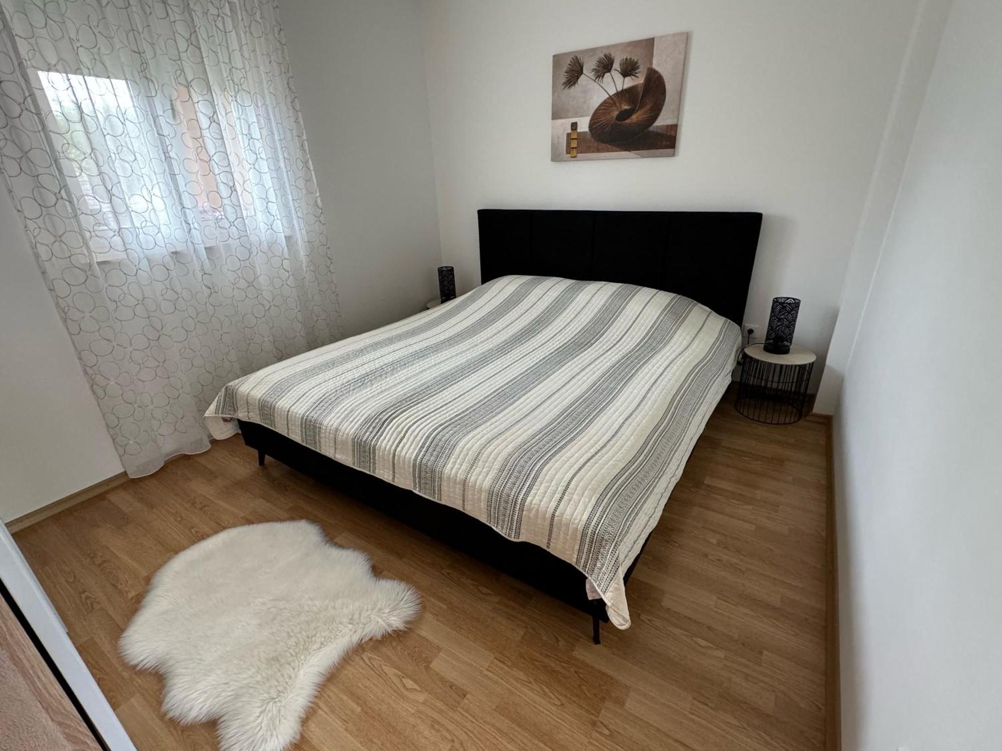Elvira Apartment *